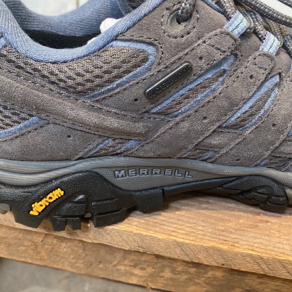 Women’s Merrell Hiking Shoes - Picture 6 of 12